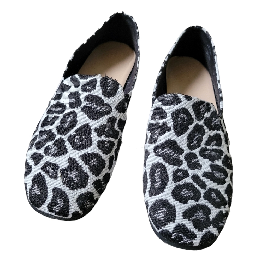 Something Navy Leopard Flats